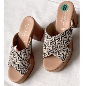 Avellini Italy Platform Sandals Wood Sole  Aztec Detail Straps Block Heel Size 9